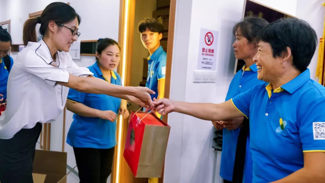 /uploads/image/2019/10/17/f5937ac3abd84a3a5c8598365236fef4.jpg 3.jpg